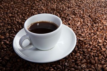 Manfaat kopi hitam untuk pengidap asam lambung.