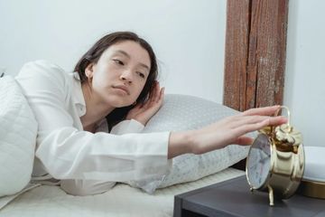 Rutinkan Mulai Sekarang! Ketahui Manfaat Bangun Jam 5 Pagi: Keajaiban di Balik Rutinitas Ini