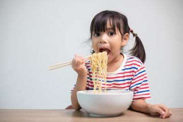 Benarkah Mie Instan Bisa Memicu Terjadinya Stunting? Ini Penjelasannya