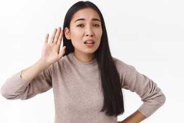 Jangan Dimasukkan Air, Begini Cara Mengatasi Telinga Berdengung yang Aman dan Efektif