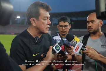 Pelatih timnas U-23 Malaysia, Elavarasan, memberikan keterangan di sela memimpin latihan jelang Piala AFF U-23 2023.