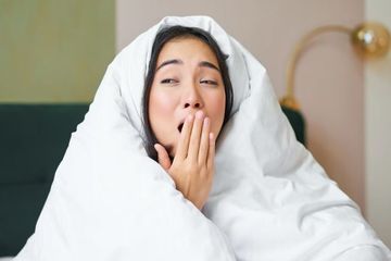 Bahaya terlalu banyak tidur untuk kesehatan mental dan fisik.