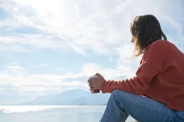 Ketahui Perbedaan Introvert dan Anti Sosial, Pentingnya Memahami Kedua Istilah Ini