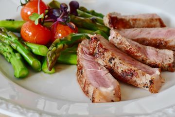 6 Makanan Lezat yang Ampuh Mengurangi Gejala Asam Lambung, Coba Deh!