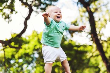 13 Rangkaian Nama Bayi Laki-laki Kristen Modern Huruf Z Beserta ...