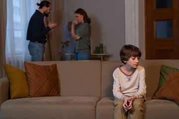 Cara Memperbaiki Mental Anak dari Keluarga Broken Home, Komunikasi Terbuka Jadi Salah Satunya