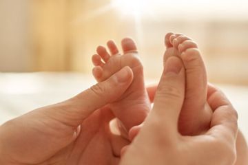 Titik Pijat untuk Mengatasi Kembung pada Bayi, Ikuti Teknik Ini