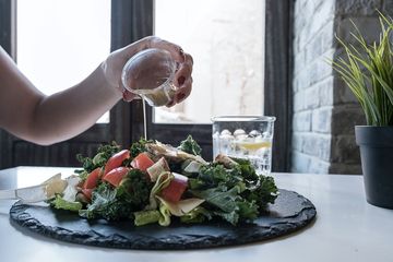 Program diet ini membantu mengurangi asupan kalori.