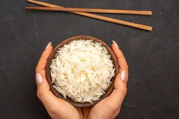 Benarkah sarapan nasi bisa menyebabkan badan gemuk?
