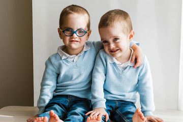11 Ide Nama Bayi Laki-laki Kembar Nuansa Kristen Lengkap dengan ...