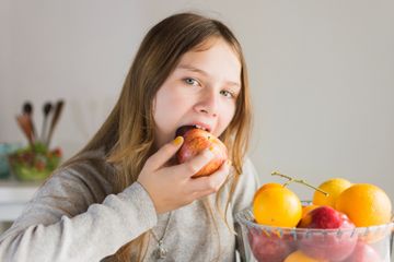 Kebutuhan Gizi Lengkap Keluarga Sehat untuk Remaja Perempuan, Ini Pentingnya Nutrisi Seimbang