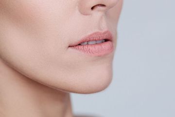 Penyebab bibir selalu kering dan mengelupas