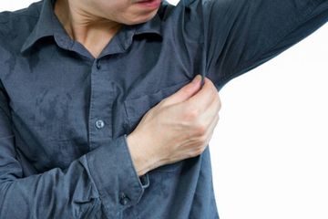 Jangan Disepelekan, Bau Ketiak Berkepanjangan Bisa karena Penyakit