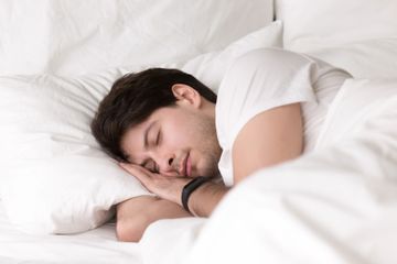 Bagaimana Cara Agar Tidur Tidak Ngorok? Praktikkan Ini Sebelum Tidur
