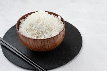 Berapa Sendok Makan Nasi Putih yang Aman untuk Penderita Diabetes?