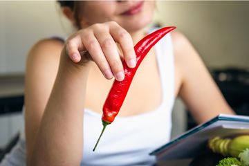 Dampak mengonsumsi makanan pedas