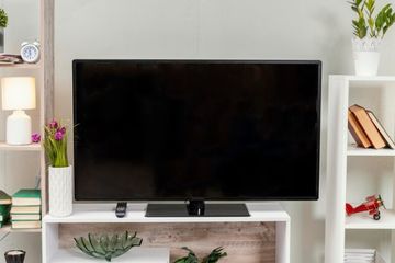 Biaya perbaikan TV LED mati total