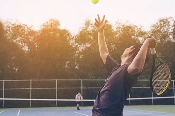 Cara Mengatasi Nyeri Siku Saat Bermain Tenis, Ini yang Mesti Segera Dilakukan