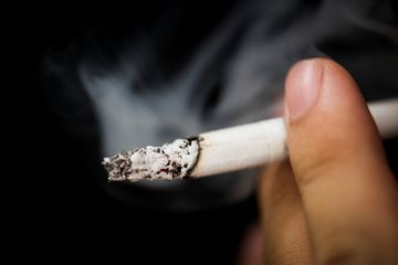 Bahaya asap rokok menempel di pakaian untuk kesehatan.