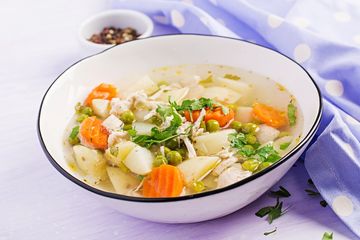 Sup sayuran cocok untuk dimakan saat sahur pertama.