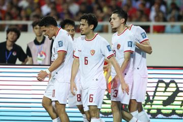 Selebrasi pemain timnas Indonesia usai Jay Idzes mencetak gol ke gawang Vietnam di Kualifikasi Piala Dunia 2026 Zona Asia.