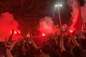 Laga Timnas U-23 Indonesia Kontra Uzbekistan Diancam Dibubarkan Imbas Suporter yang Nyalakan Flare - Semua Halaman - Bolasport | Arenanews-1