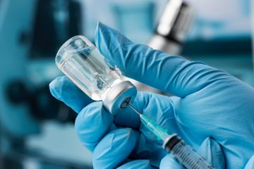Apakah Ada Efek Samping TTS dari Vaksin COVID-19 AstraZeneca di Indonesia?