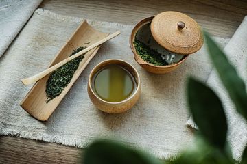 Mudahnya Membuat Obat Asam Urat Alami dengan Teh Hijau, Begini Caranya
