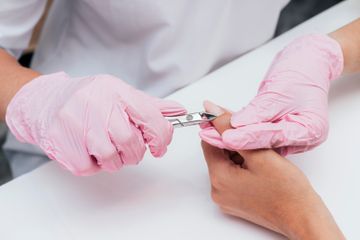 Besaran biaya cabut kuku tergantung tingkat keparahannya.