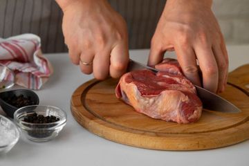 9 Minuman yang Sebaiknya Dikonsumsi Setelah Makan Banyak Daging