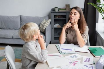 10 Rekomendasi Makanan Gizi Lengkap Keluarga Sehat untuk Anak Speech Delay