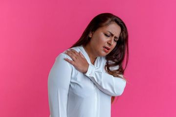 Penyebab badan pegal-pegal saat mau tidur