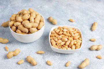 Tips makan kacang untuk penderita asam urat