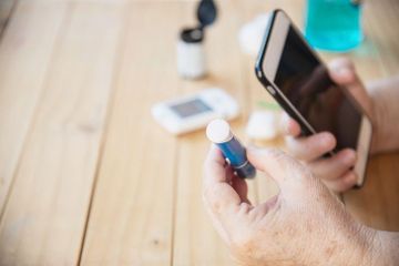 Penting Dicek Berkala, Berapa Kadar Gula Darah Normal Usia 50 Tahun?