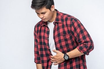 Apa Penyebab Asam Lambung Naik Padahal Sudah Makan? Ini Penjelasannya