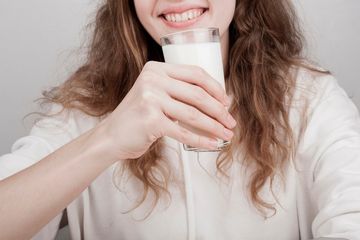 6 Tips Aman Minum Susu untuk Penderita Asam Lambung, Hindari Konsumsi yang Seperti Ini