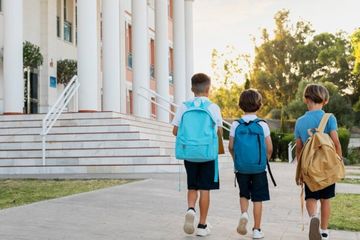 Biaya sekolah internasional muslim di Jakarta