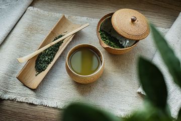 Cara minum teh hijau agar cepat kurus