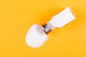 Mengatasi asam lambung dengan garam