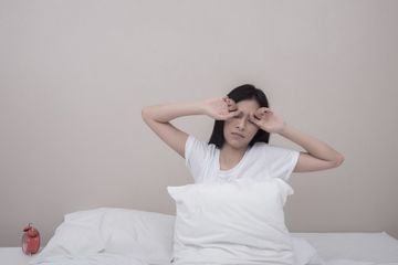 Badan Sering Pegal-pegal Saat Bangun Tidur? Ternyata Ini 6 Penyebabnya