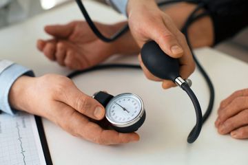 Cara menurunkan tekanan darah tinggi dalam 5 menit