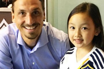 6 Fakta Malea Emma Tjandrawijaja Gadis 7 Tahun Keturunan Indonesia Yang Viral Setelah Bernyayi Di Liga Amerika Serikat Semua Halaman Bolasport Com