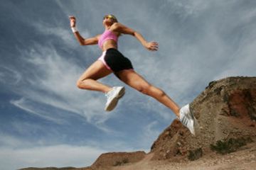 Tips Mengatur Posisi Tubuh Agar Bisa Berlari Cepat Bolasport Com