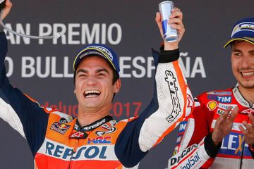 Dicap Setia Dengan Honda Nyatanya Dani Pedrosa Penasaran Berat Jajal Motor Yamaha Semua Halaman Sportfeat Com