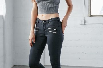 Low Rise Jeans 