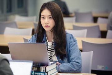 7 Jurusan Kuliah Yang Cocok Untuk Cewek Introvert Semua Halaman Cewekbanget