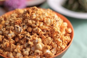 Bikin Popcorn Bercita Rasa Pedas Ini Di Rumah Yuk Semua Halaman Grid