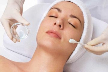 7 Hal yang Harus Kamu Ketahui Sebelum Melakukan Chemical Peeling...