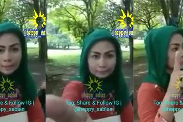 Viral Video Ibu Cantik Ini Ancam Telanjang Bulat Di Depan Smp 12 Tangerang Selatan Tapi Cukur Anu Dulu Semua Halaman Grid