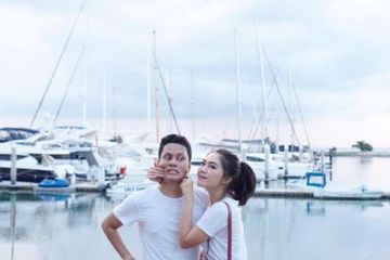 Inspirasi Banget Lihat Nih Kisah Asmara Arief Tipang Mulai Dari Bukan Siapa Siapa Sampai Bisa Tiap Bulan Jalan Jalan Ke Luar Negeri